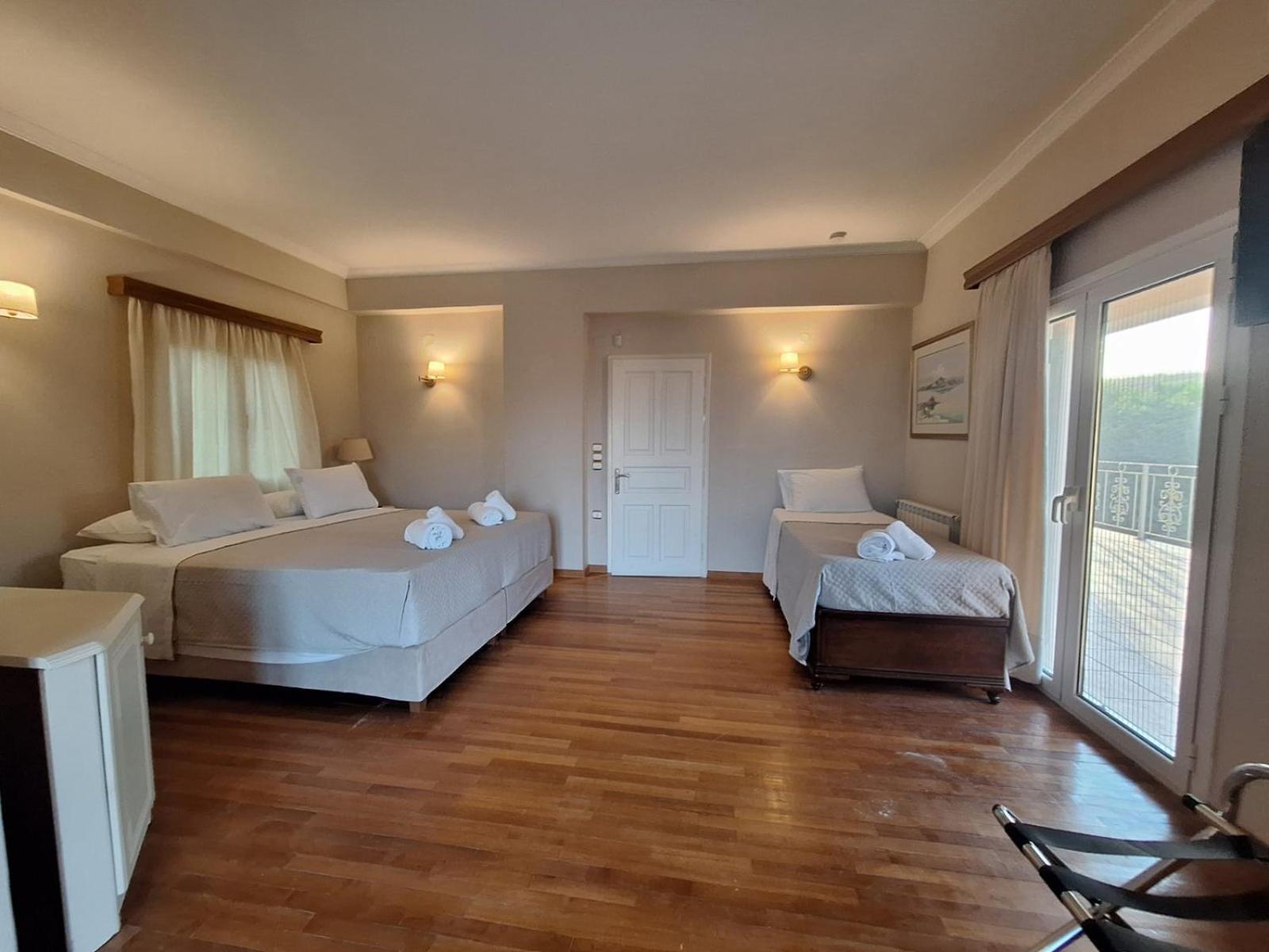 Vilă Luxury Breeze With Private Pools