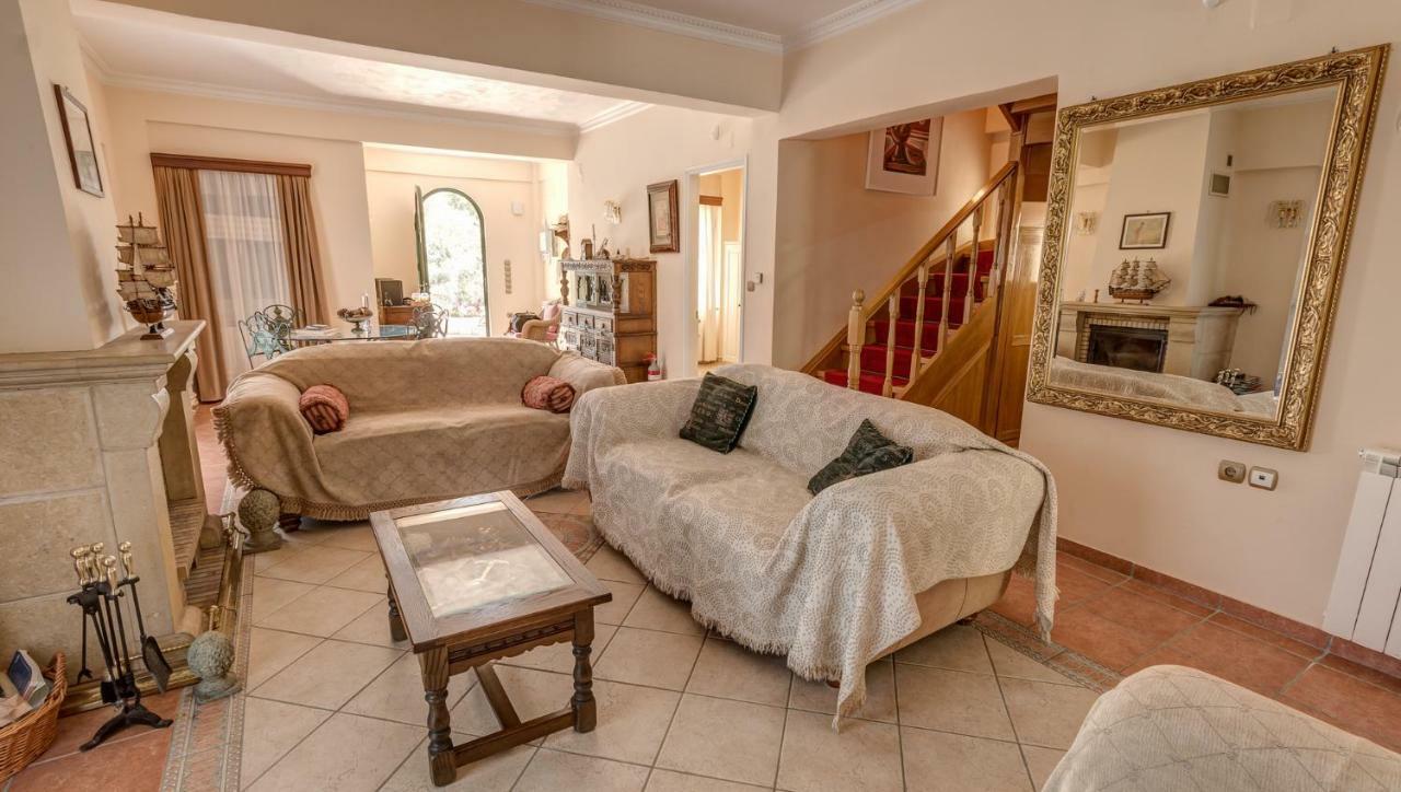 Luxury Breeze With Private Pools Vilă Dassia (Corfu)
